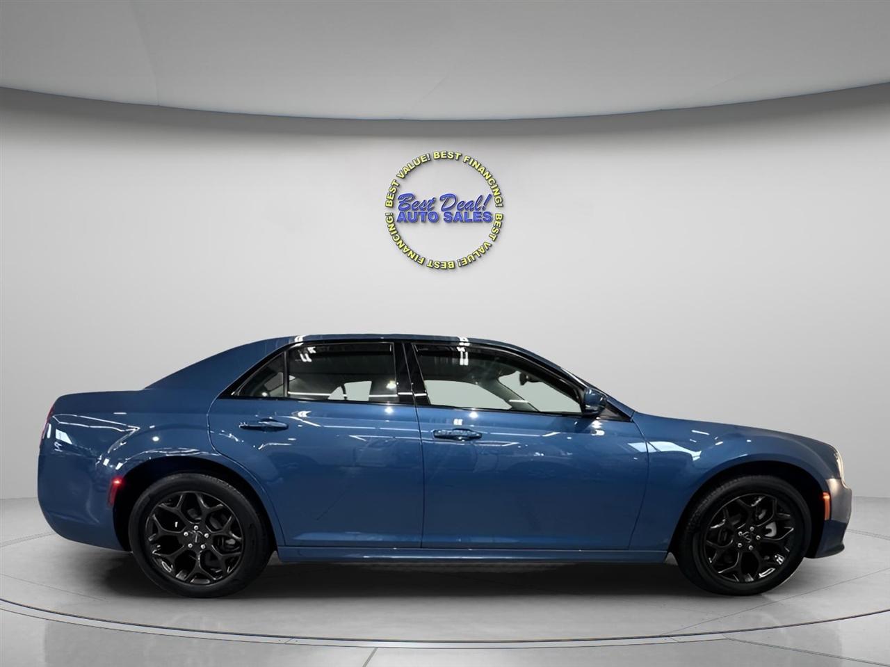 Chrysler 300 Touring L AWD 2022