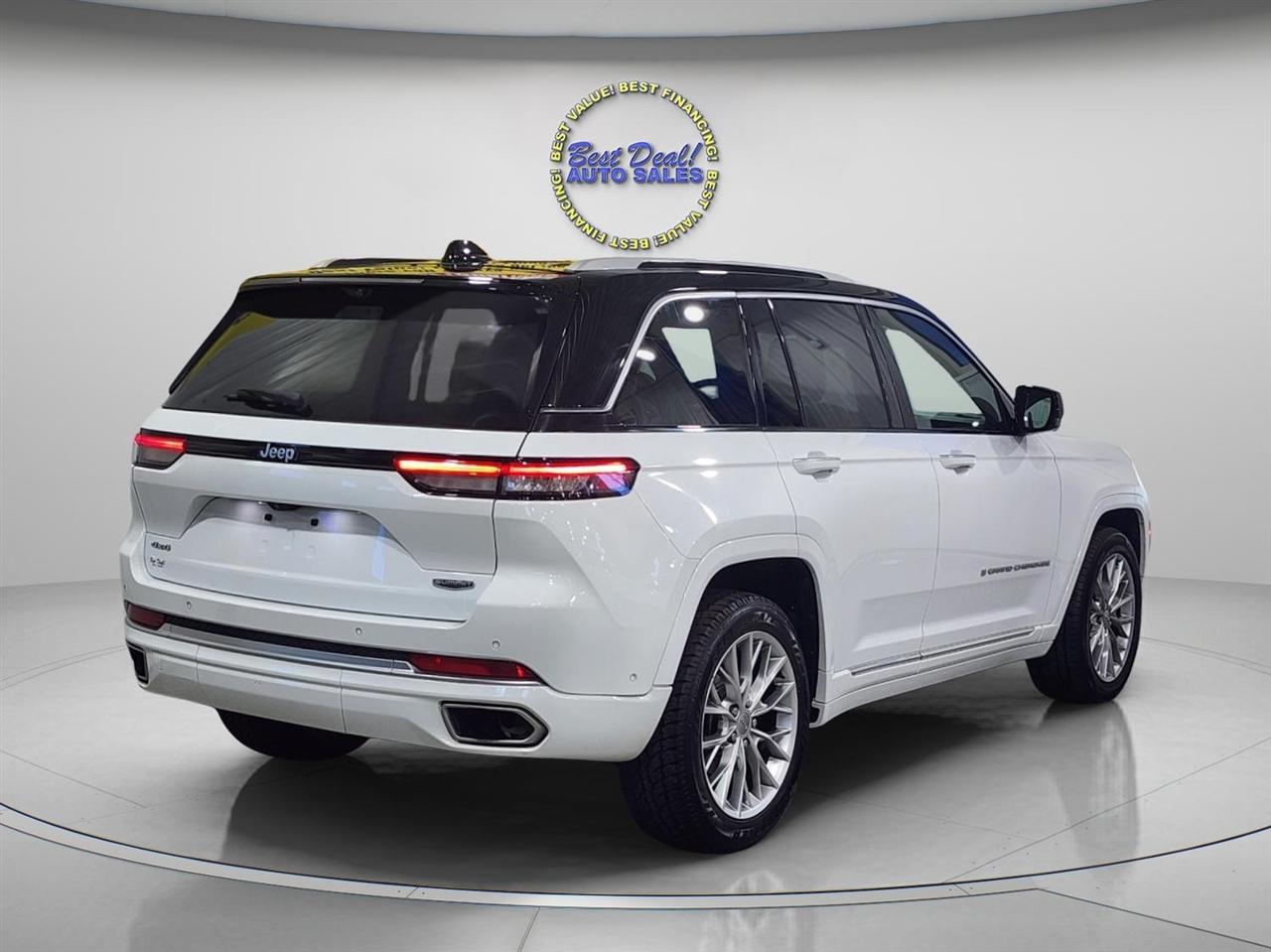 Jeep Grand Cherokee  2023