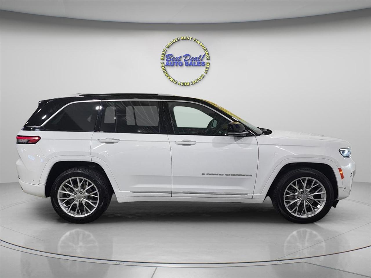Jeep Grand Cherokee  2023