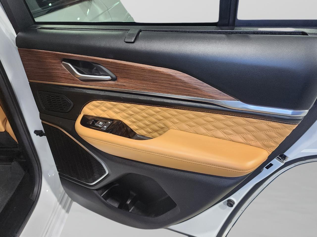 Jeep Grand Cherokee  2023