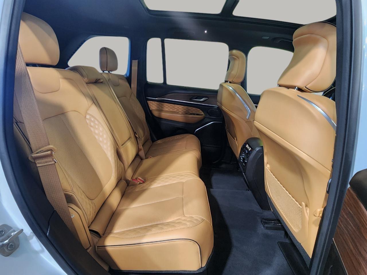 Jeep Grand Cherokee  2023