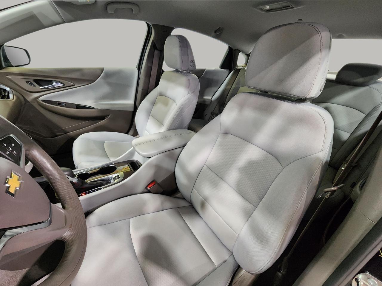 Chevrolet Malibu  2023