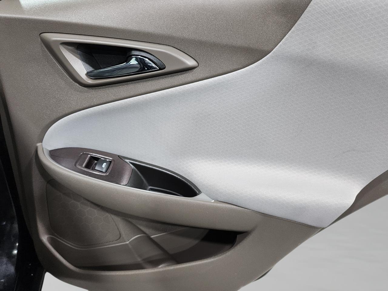 Chevrolet Malibu  2023