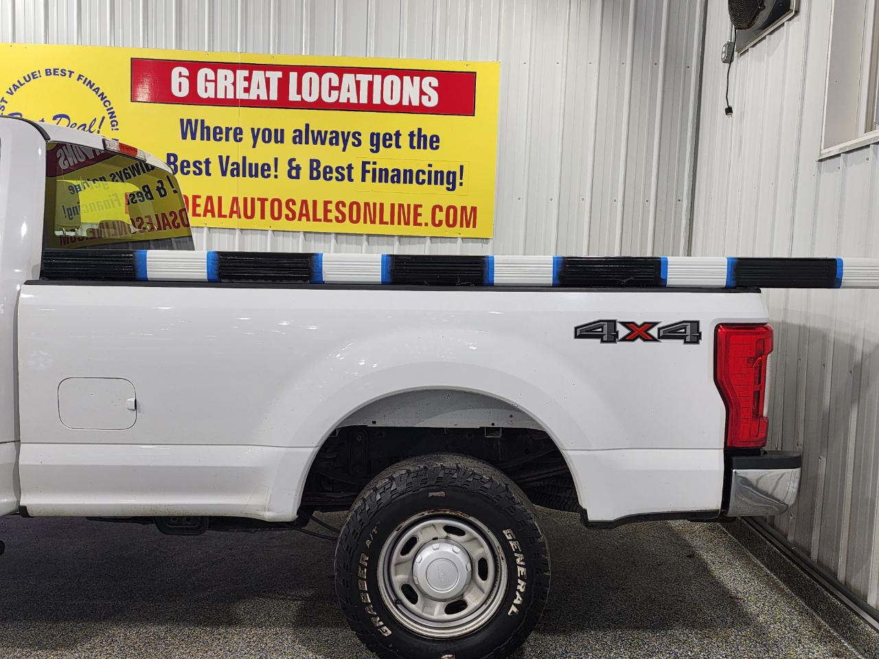 2018 Ford F-250 SD 4x4 XL 4dr Crew Cab 6.8ft. SB Pickup