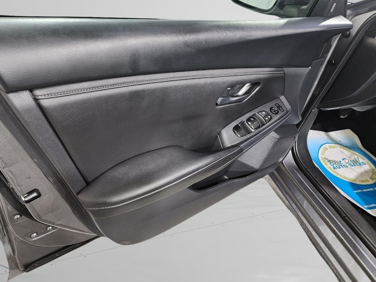 Nissan Sentra S 2024