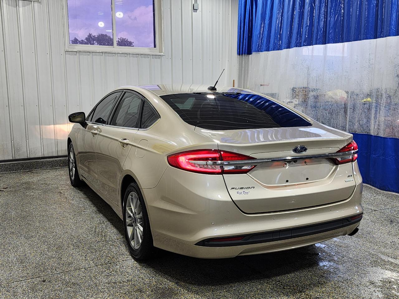 Ford Fusion SE 2017