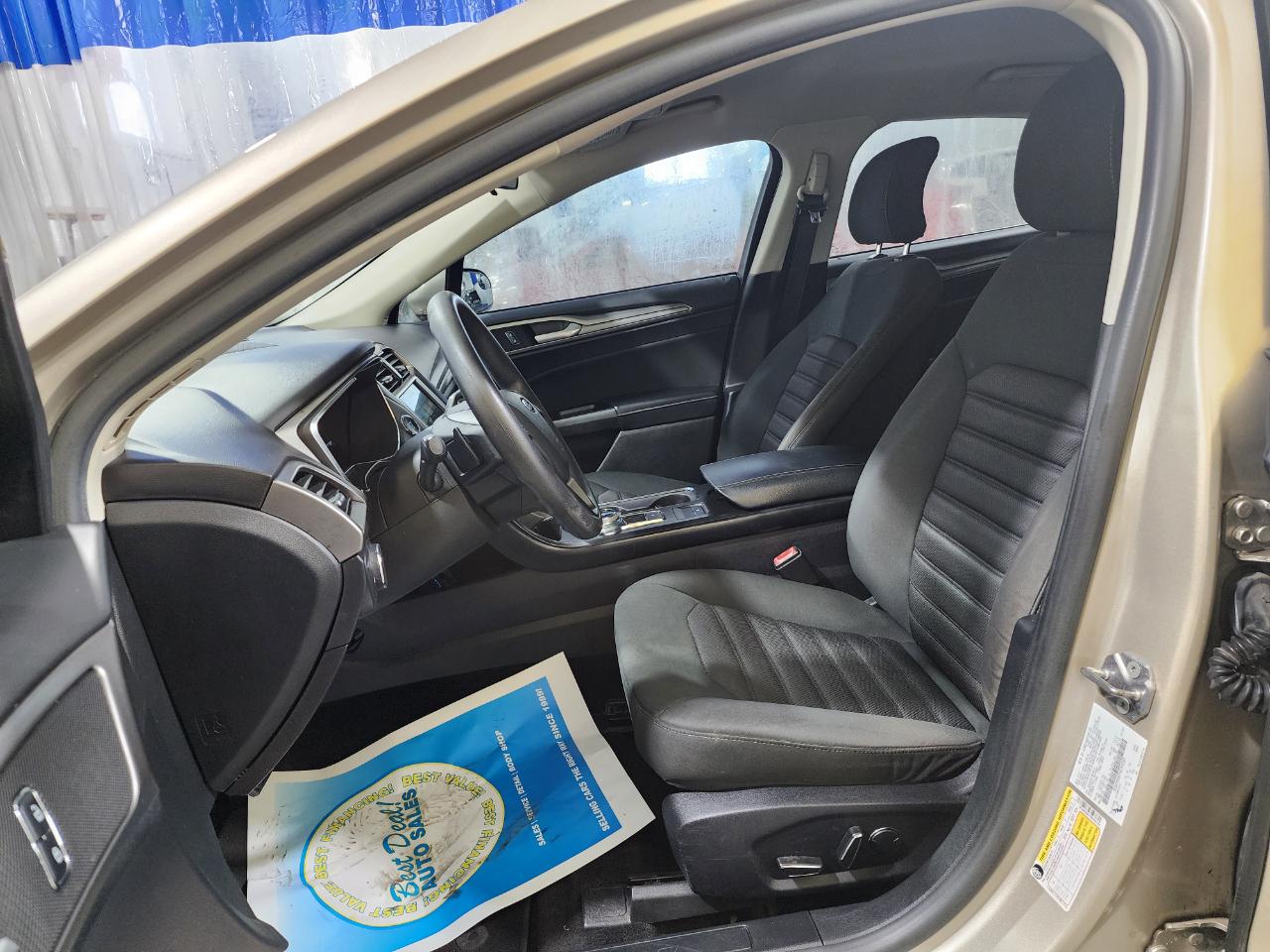 Ford Fusion SE 2017