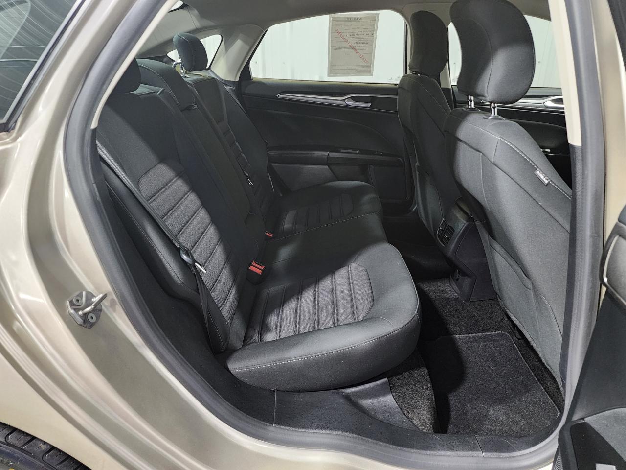 Ford Fusion SE 2017
