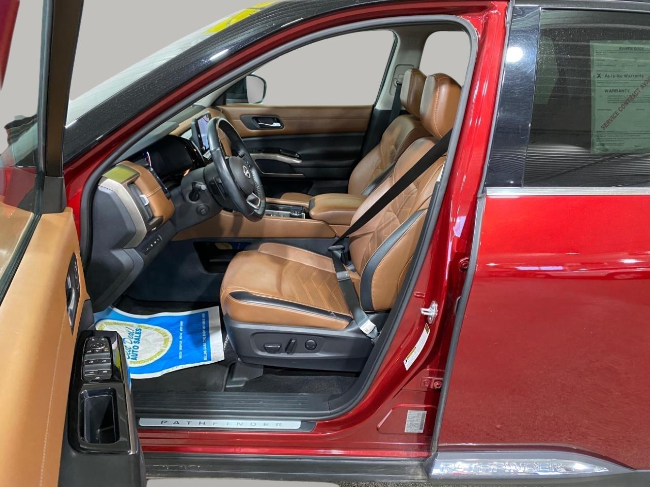 Nissan Pathfinder Platinum 4WD 2022