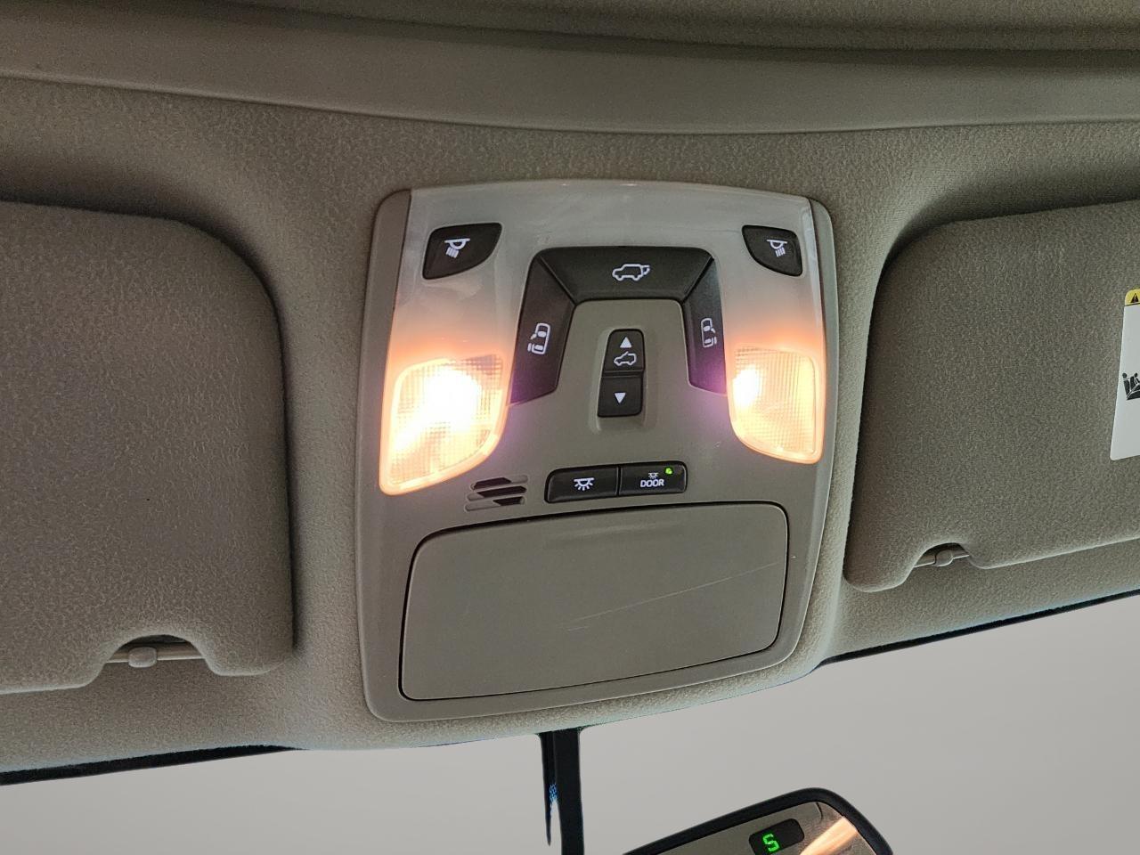 Toyota Sienna XLE FWD 8-Passenger V6 2014