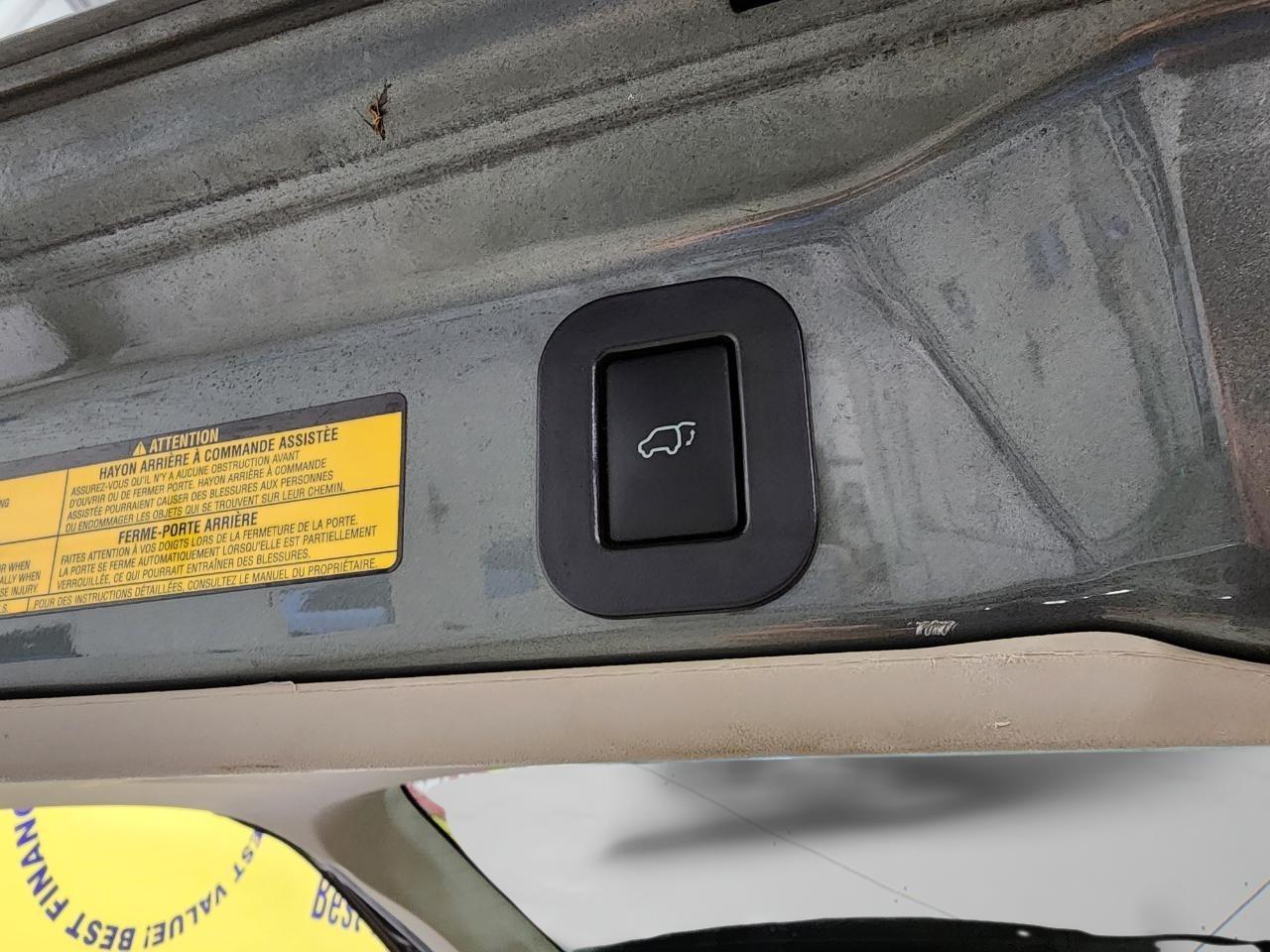 Toyota Sienna XLE FWD 8-Passenger V6 2014