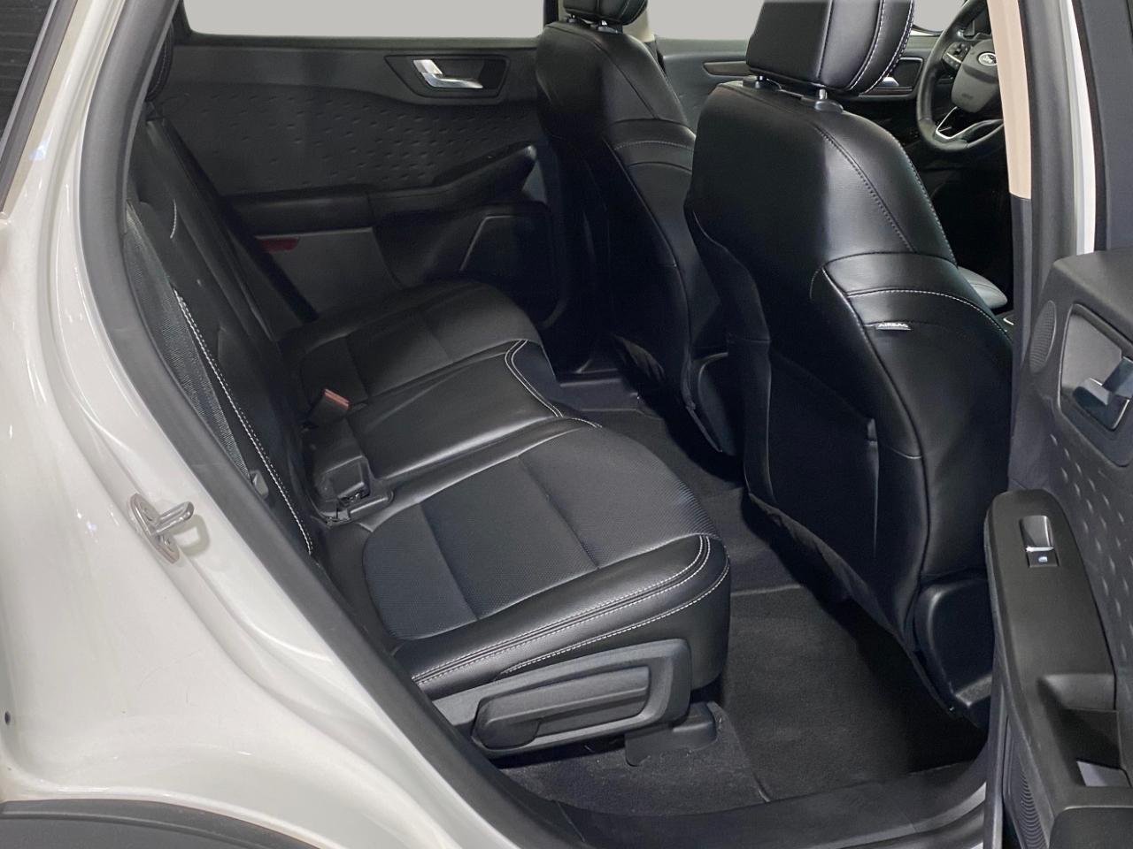 Ford Escape Hybrid Titanium 2020