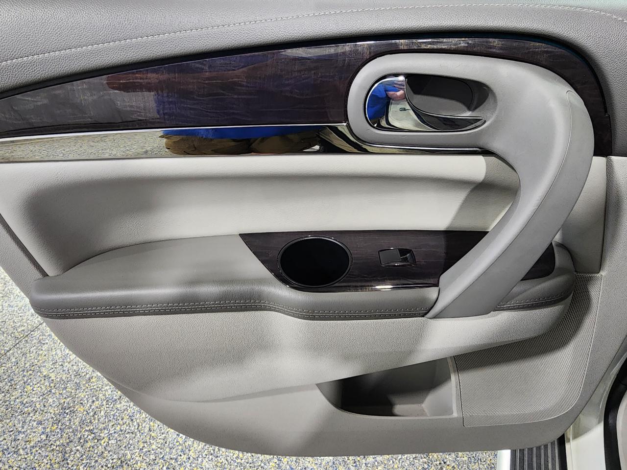 Buick Enclave  2015