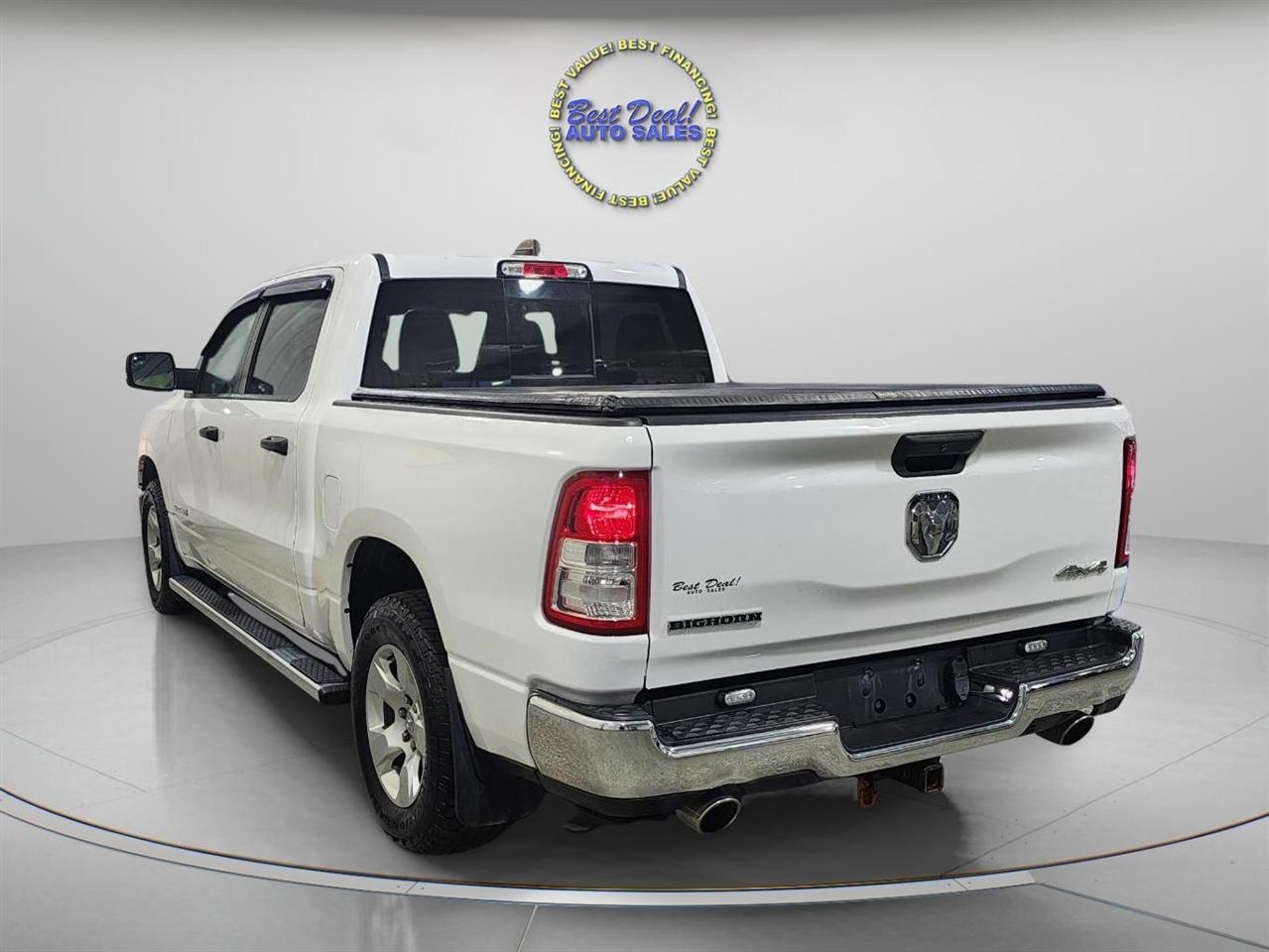 RAM 1500 Big Horn Crew Cab SWB 4WD 2023