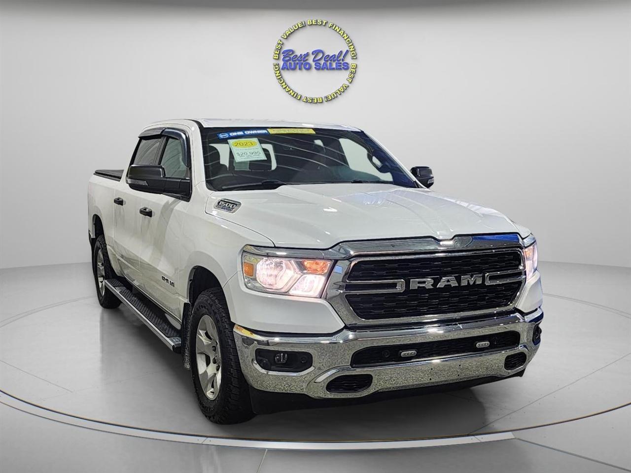 RAM 1500 Big Horn Crew Cab SWB 4WD 2023