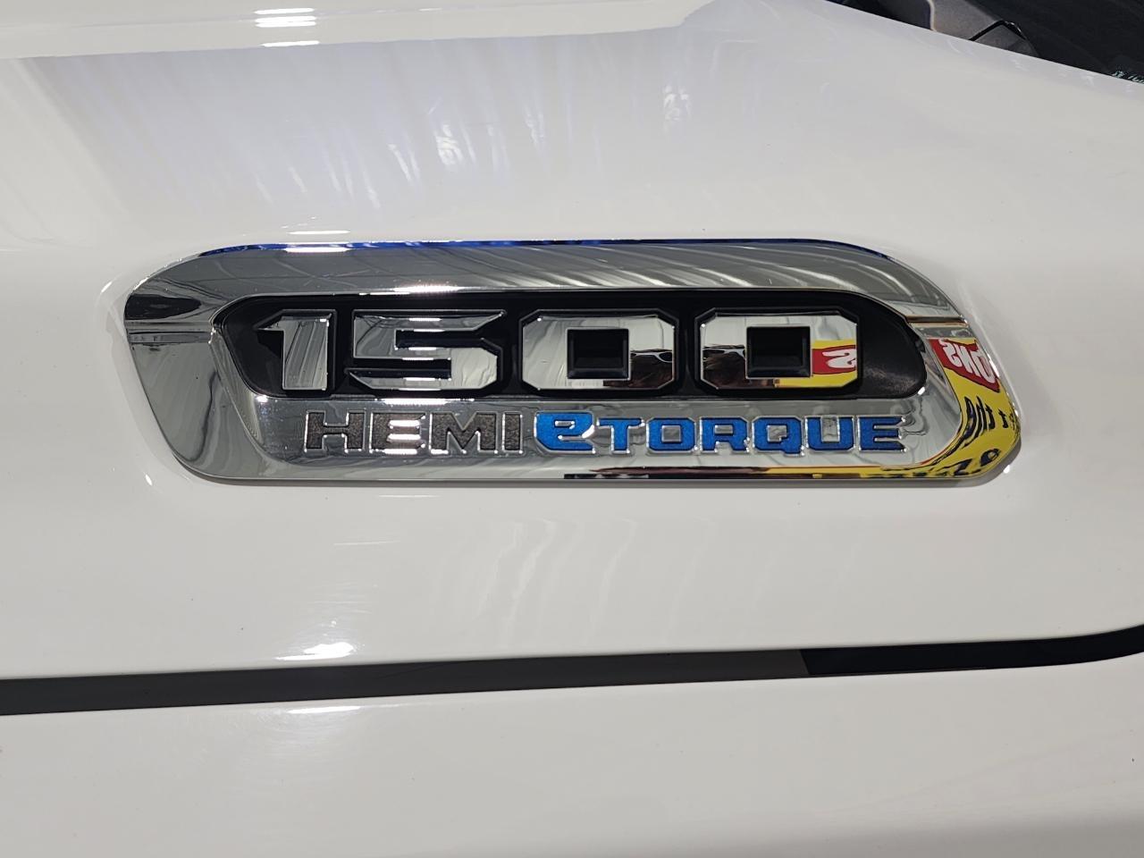 RAM 1500 Big Horn Crew Cab SWB 4WD 2023