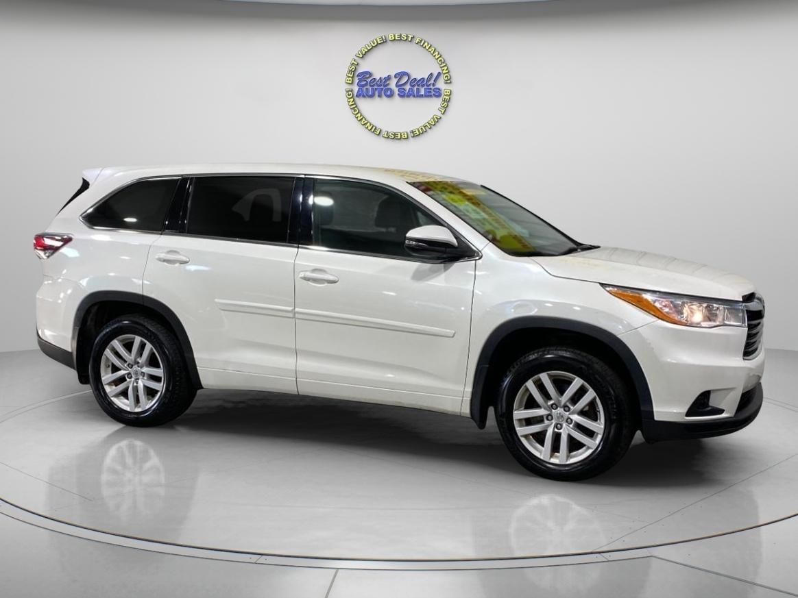 Toyota Highlander LE AWD V6 2014