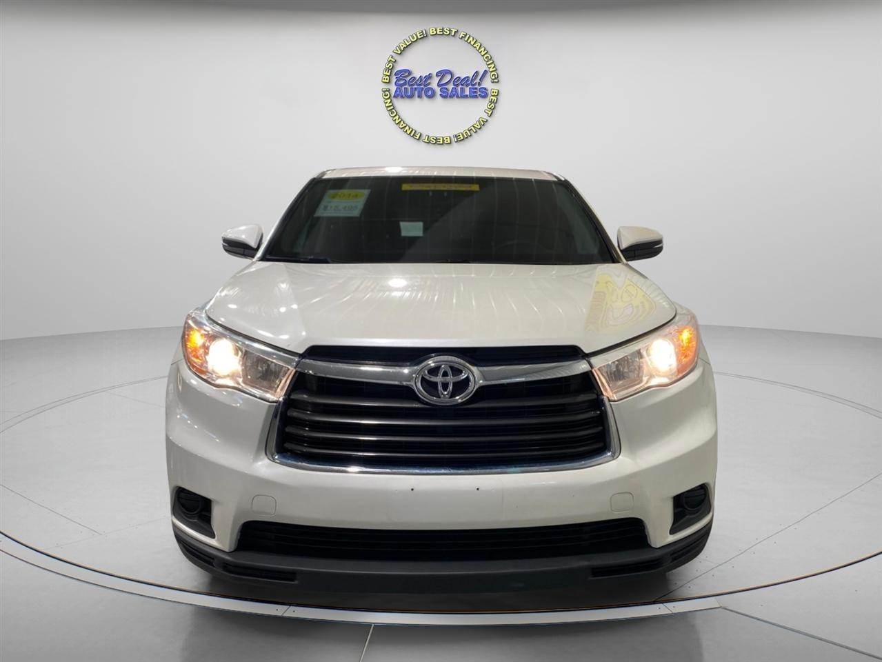 Toyota Highlander LE AWD V6 2014