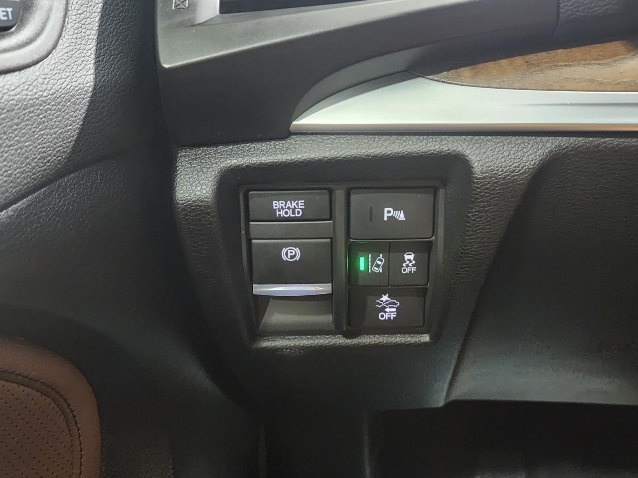 Acura MDX  2020