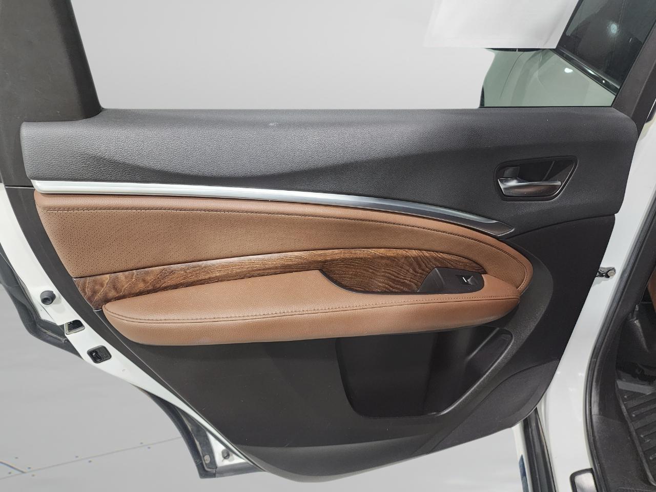 Acura MDX  2020
