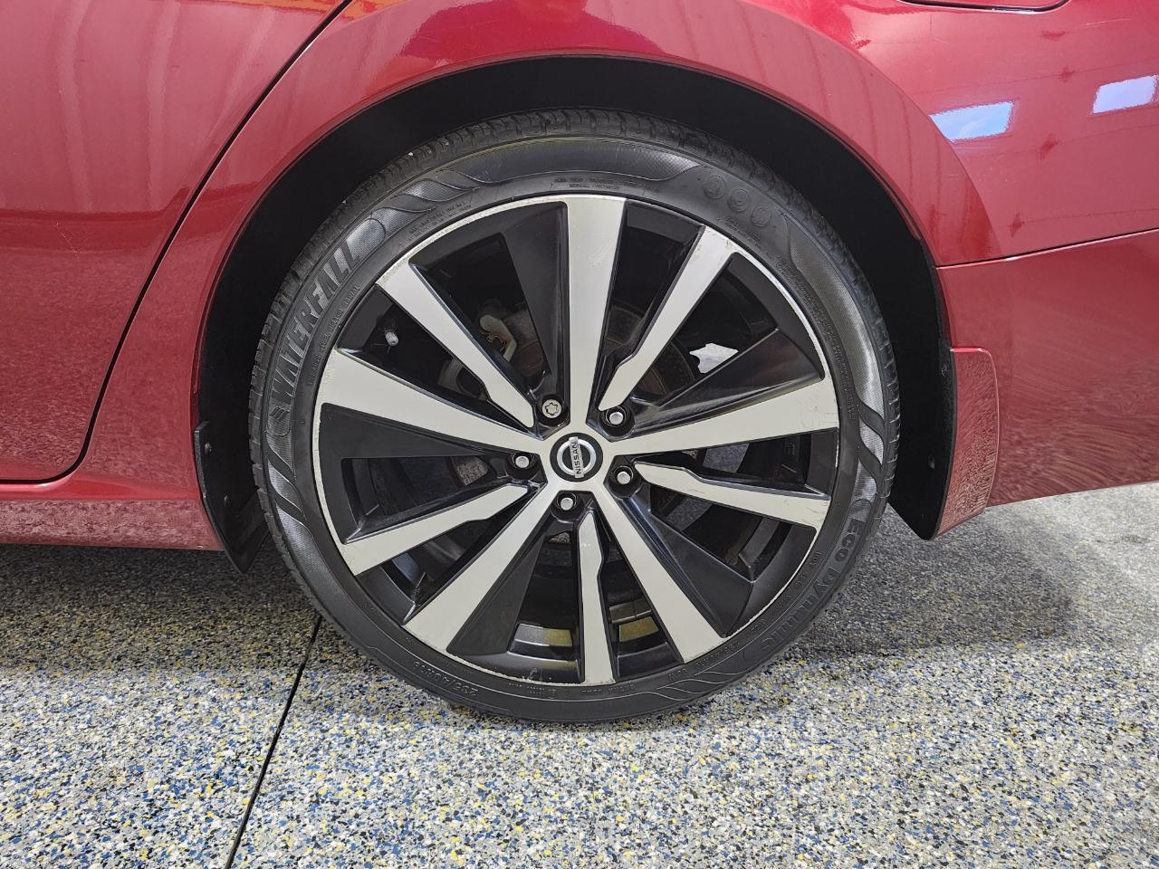 Nissan Altima  2020