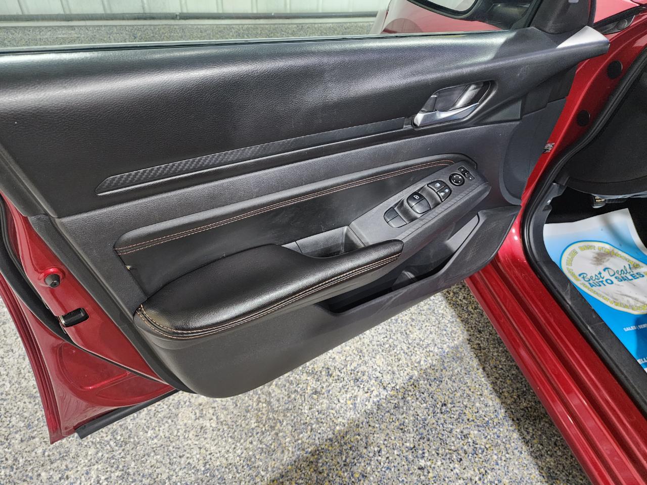 Nissan Altima  2020