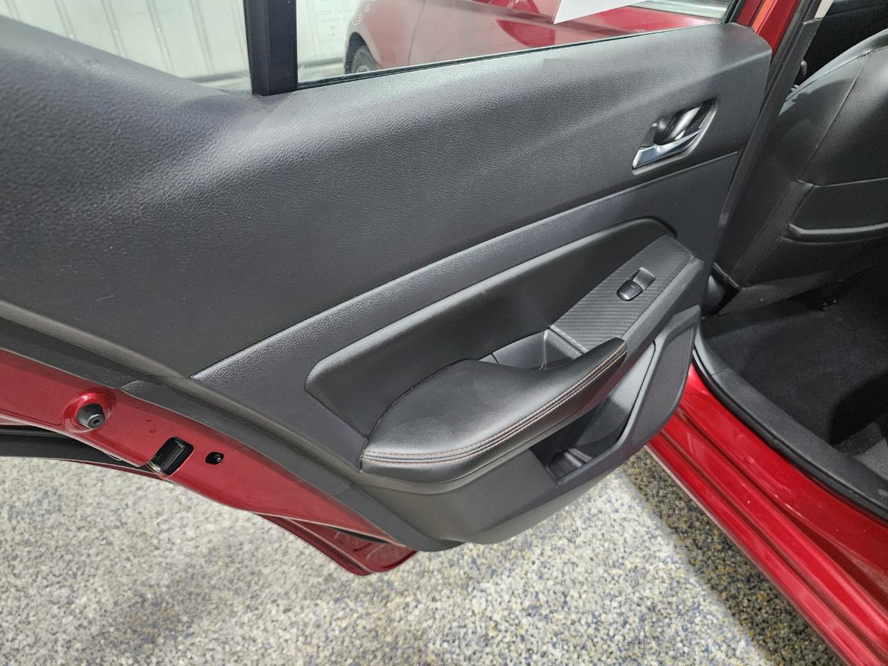Nissan Altima  2020