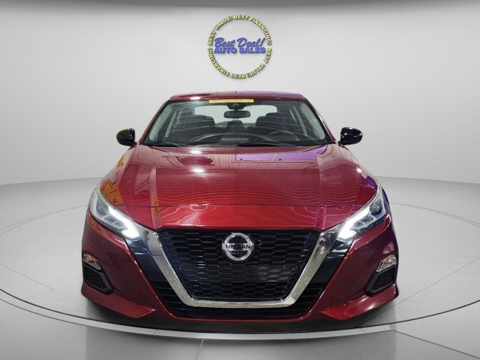 Nissan Altima SR 4D Sedan 2.5 2020