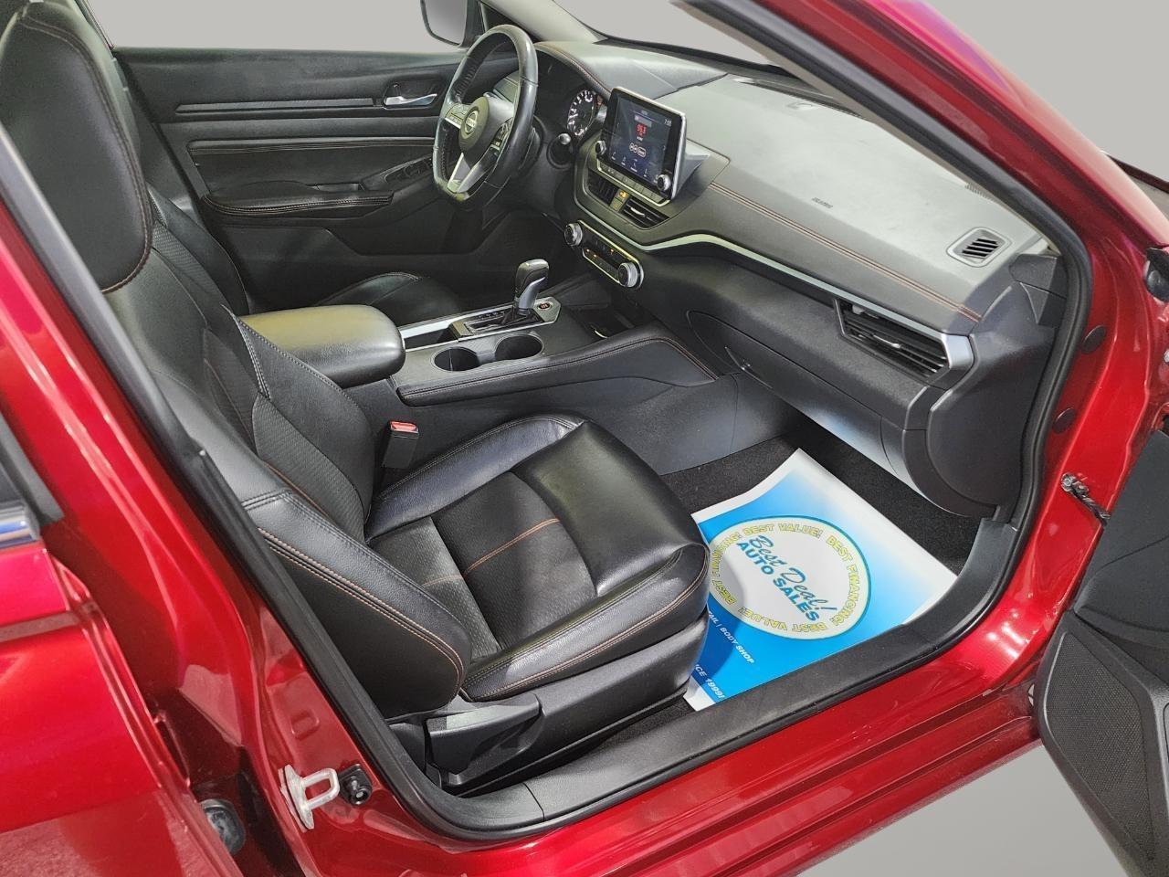 Nissan Altima SR 4D Sedan 2.5 2020