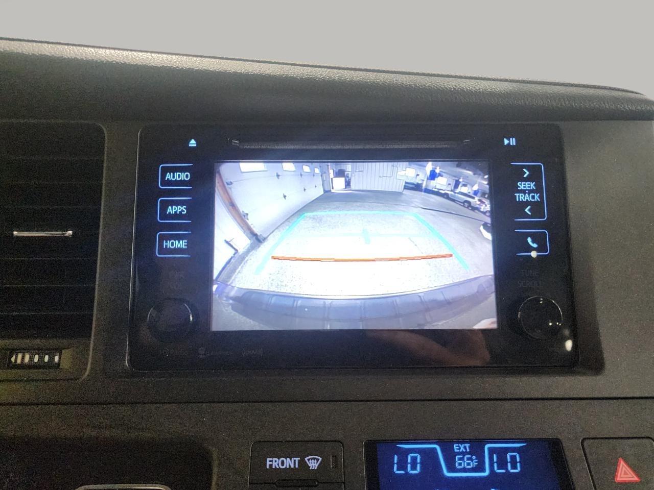 Toyota Sienna XLE 7-Passenger AWD 2017