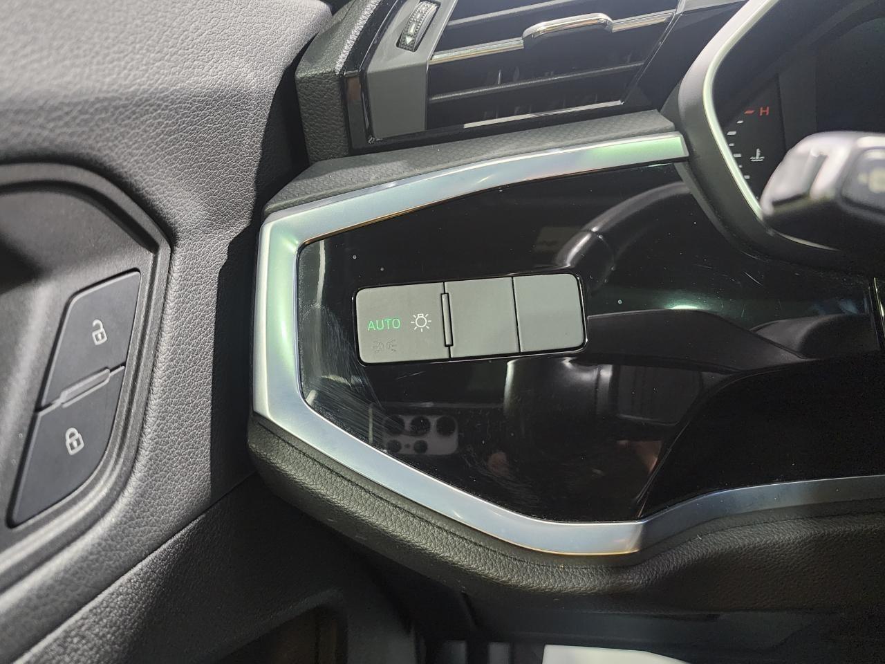 Audi Q3 S line Premium quattro 2021