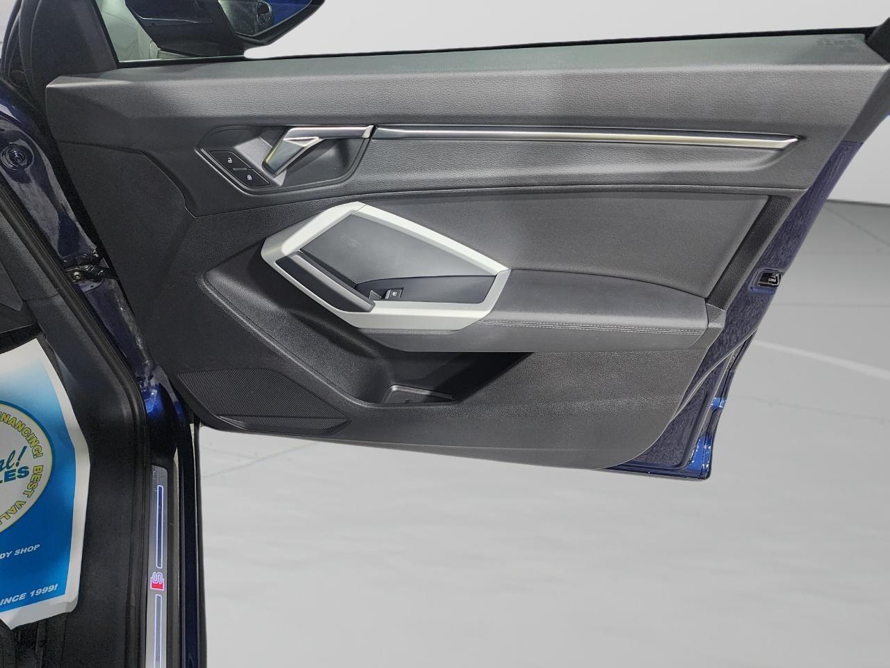 Audi Q3 S line Premium quattro 2021