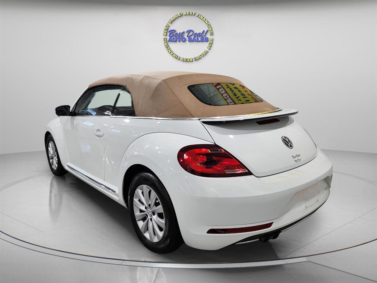 Volkswagen Beetle 2.0T SE Convertible 2019