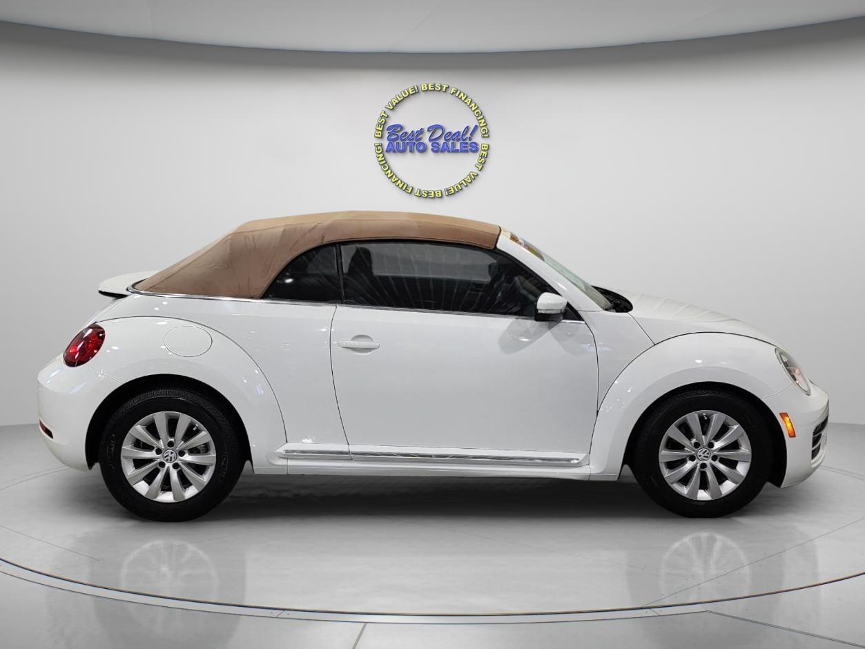 Volkswagen Beetle 2.0T SE Convertible 2019