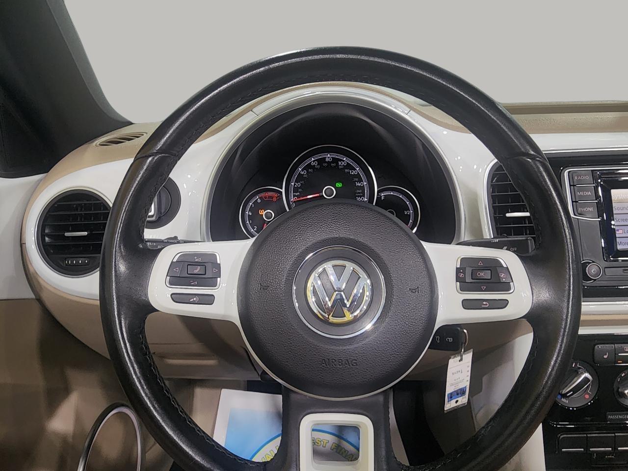 Volkswagen Beetle 2.0T SE Convertible 2019