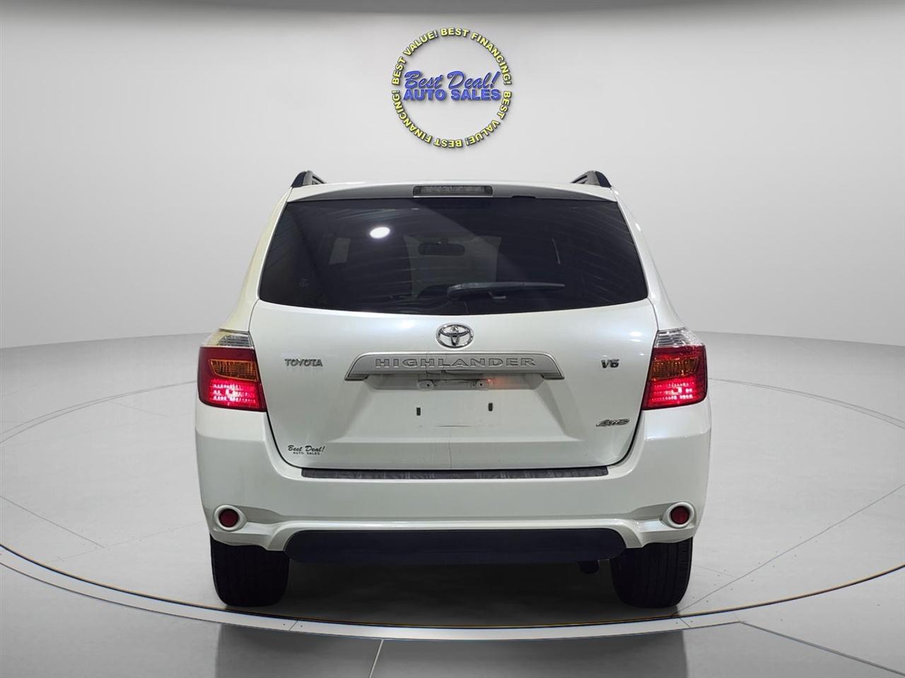 Toyota Highlander Base 4WD 2008