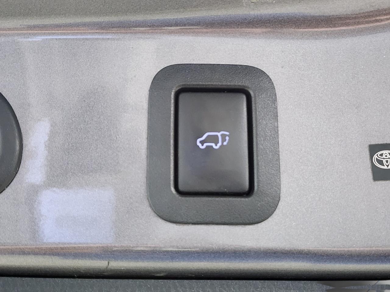 Toyota Highlander  2014