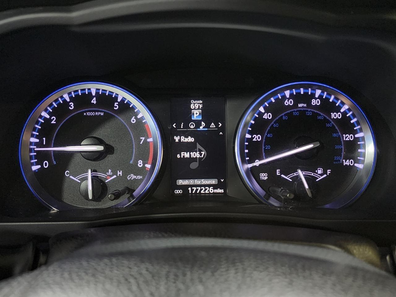 Toyota Highlander  2014