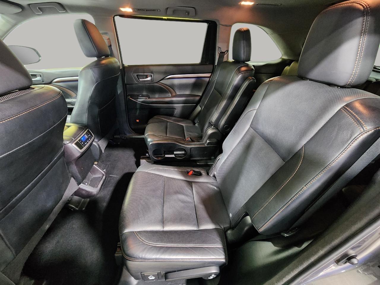 Toyota Highlander  2014