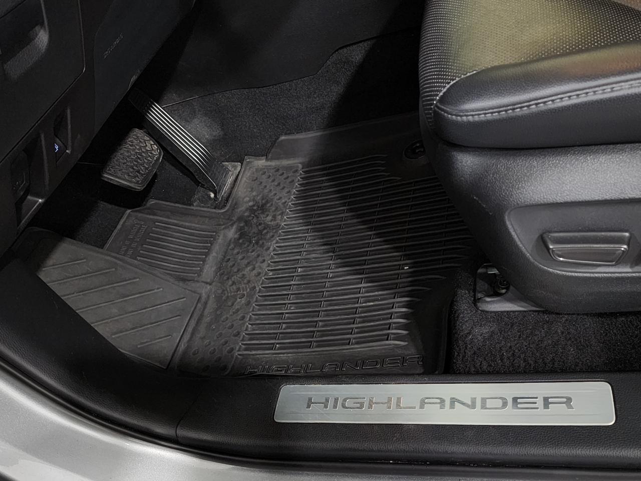 Toyota Highlander  2021