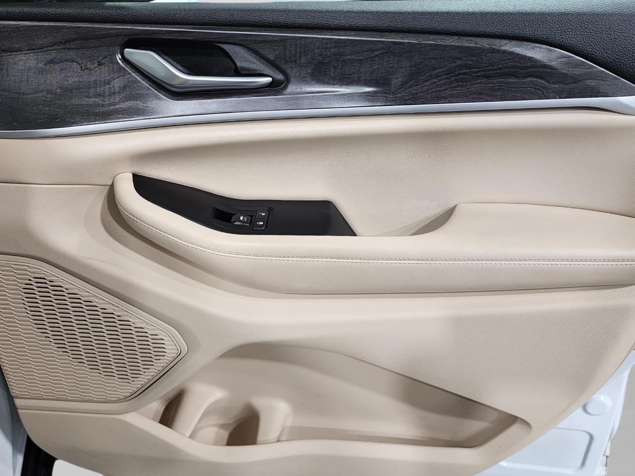 Jeep Grand Cherokee  2024