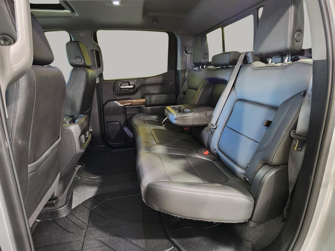 Chevrolet Silverado 1500 RST Crew Cab Long Box 4WD 2020