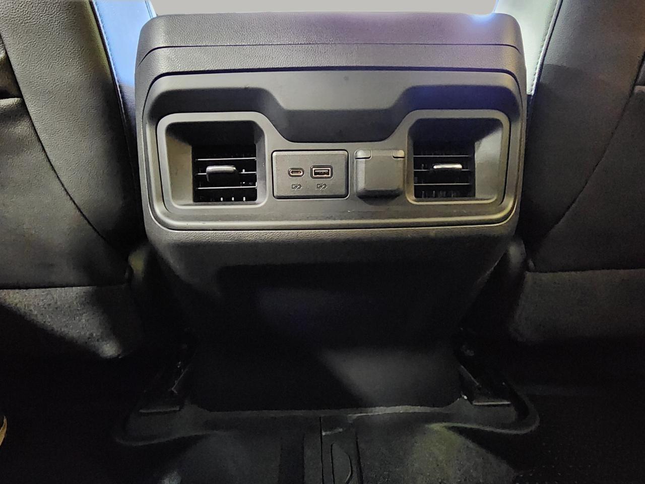 Chevrolet Silverado 1500 RST Crew Cab Long Box 4WD 2020