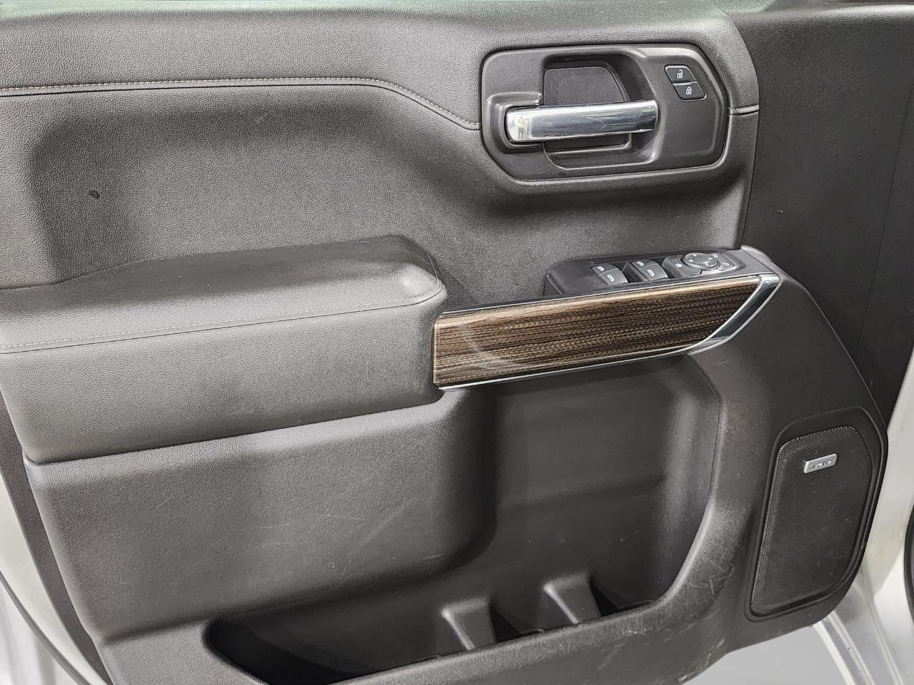 Chevrolet Silverado 1500 RST Crew Cab Long Box 4WD 2020