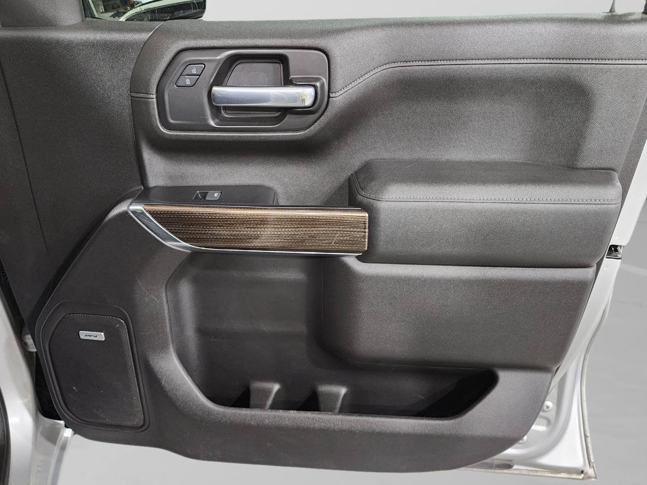 Chevrolet Silverado 1500 RST Crew Cab Long Box 4WD 2020
