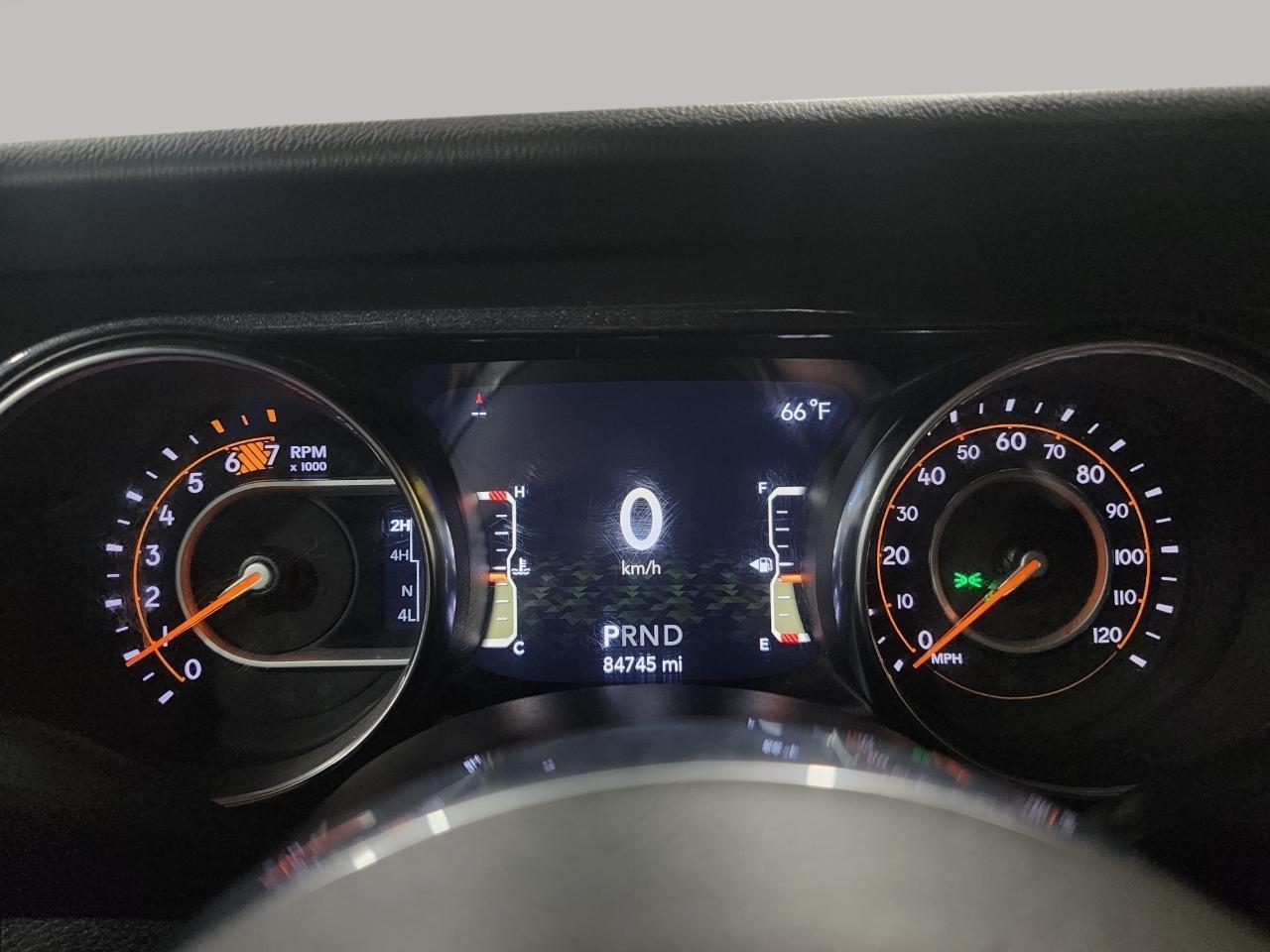 Jeep Wrangler Unlimited Sahara 2021