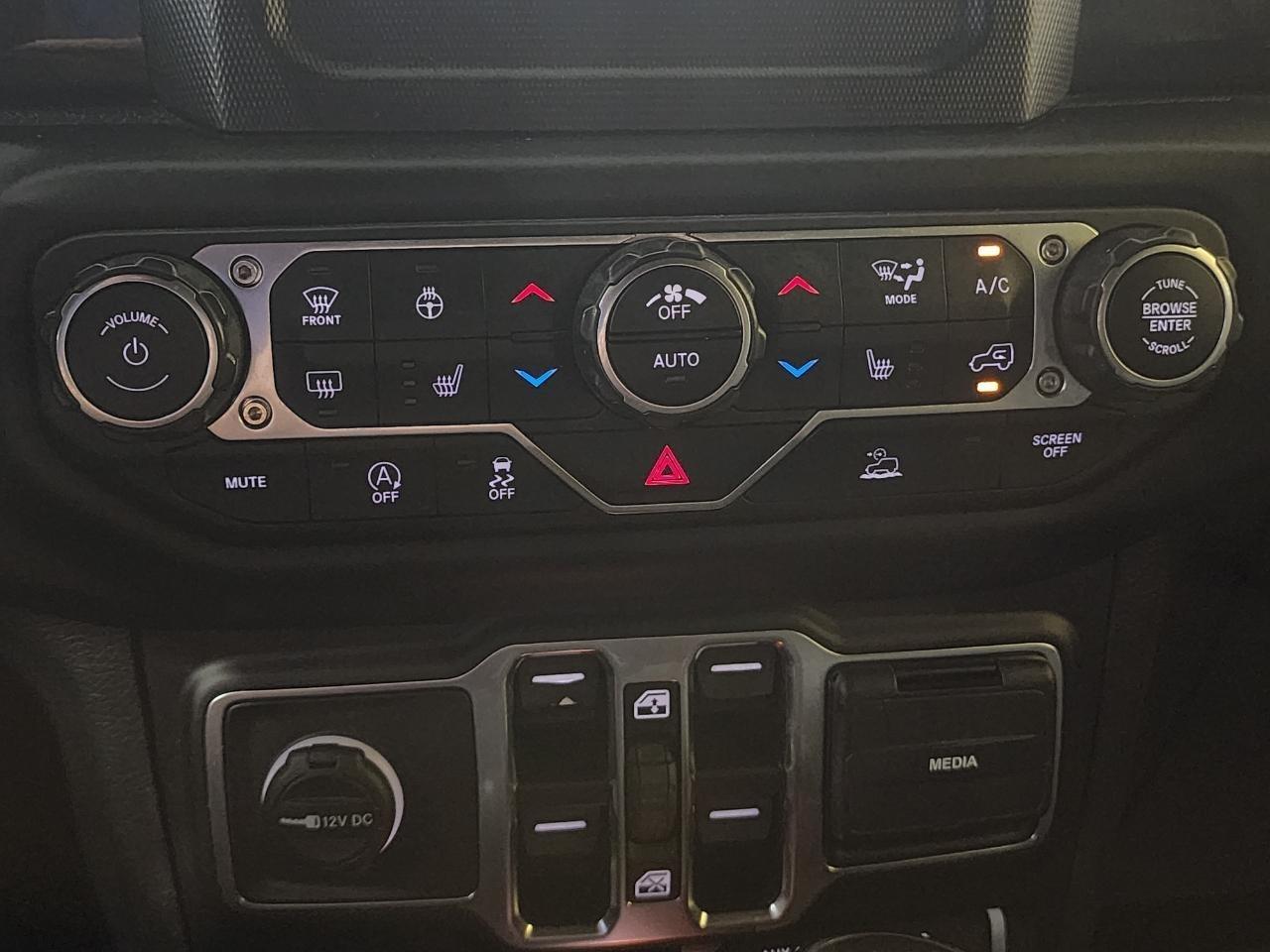 Jeep Wrangler Unlimited Sahara 2021