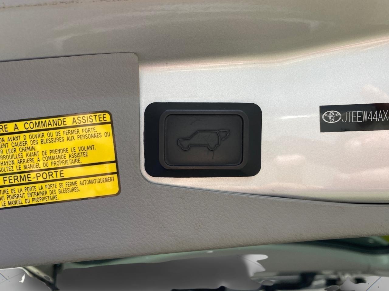 Toyota Highlander Hybrid Limited 4WD 2008
