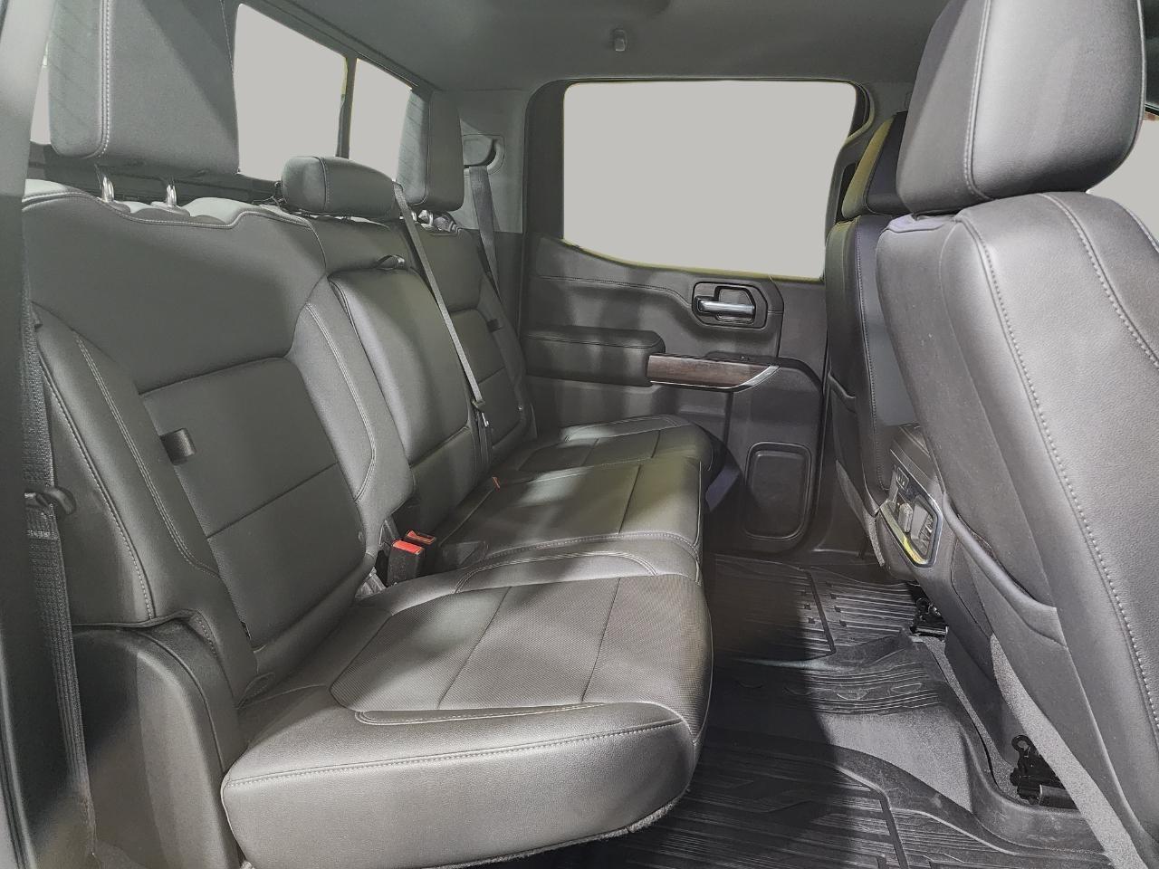 GMC Sierra 1500 SLT Crew Cab Short Box 4WD 2021