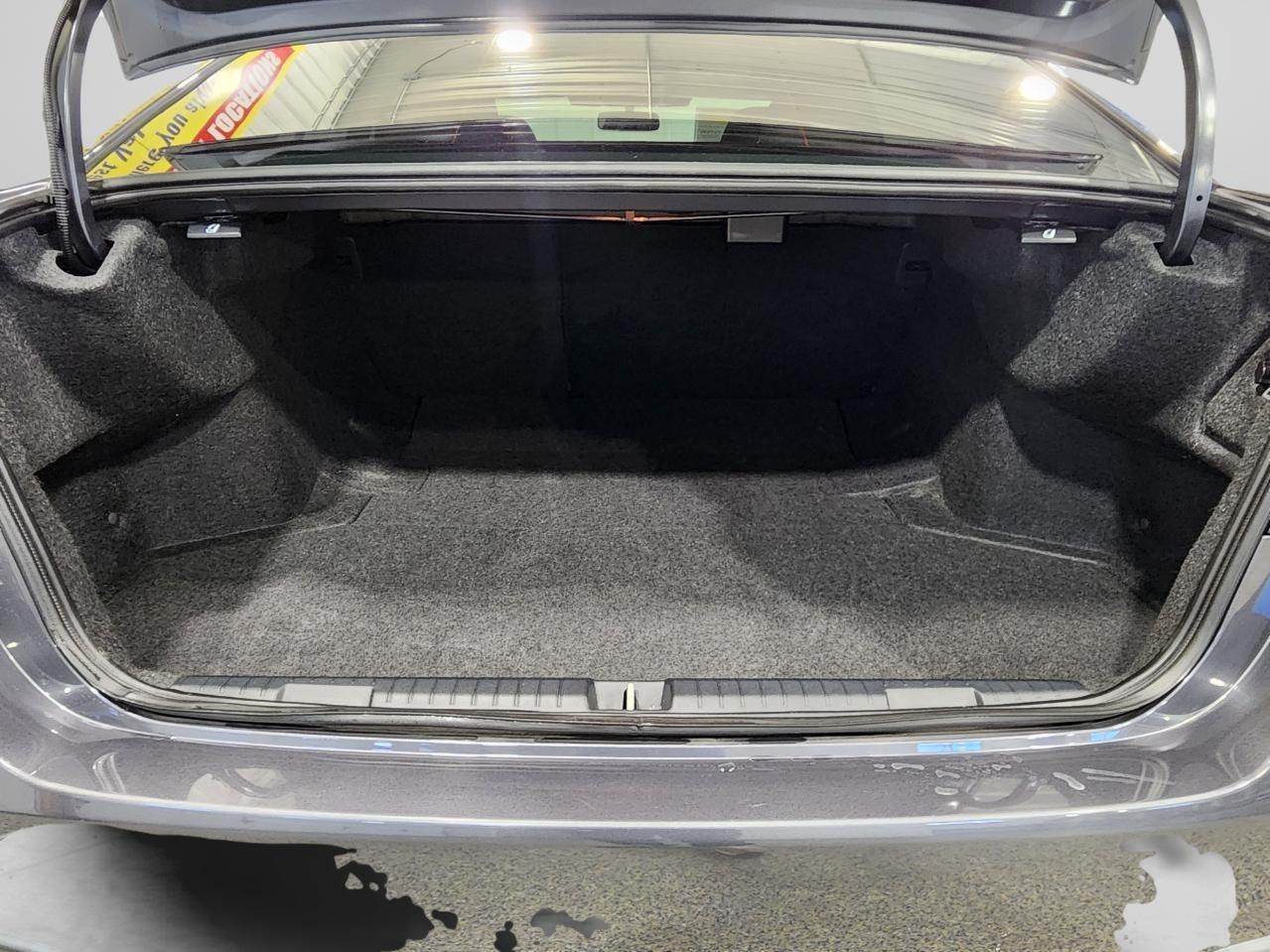 Subaru Legacy Premium 2023